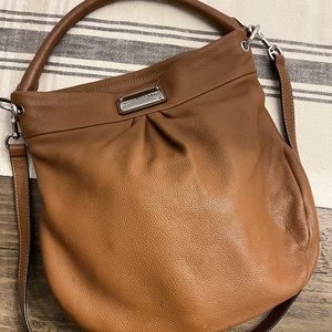 Marc Jacobs Handbag Hillier Hobo purse Crossbody Tote Tan Luggage Brown Cognac